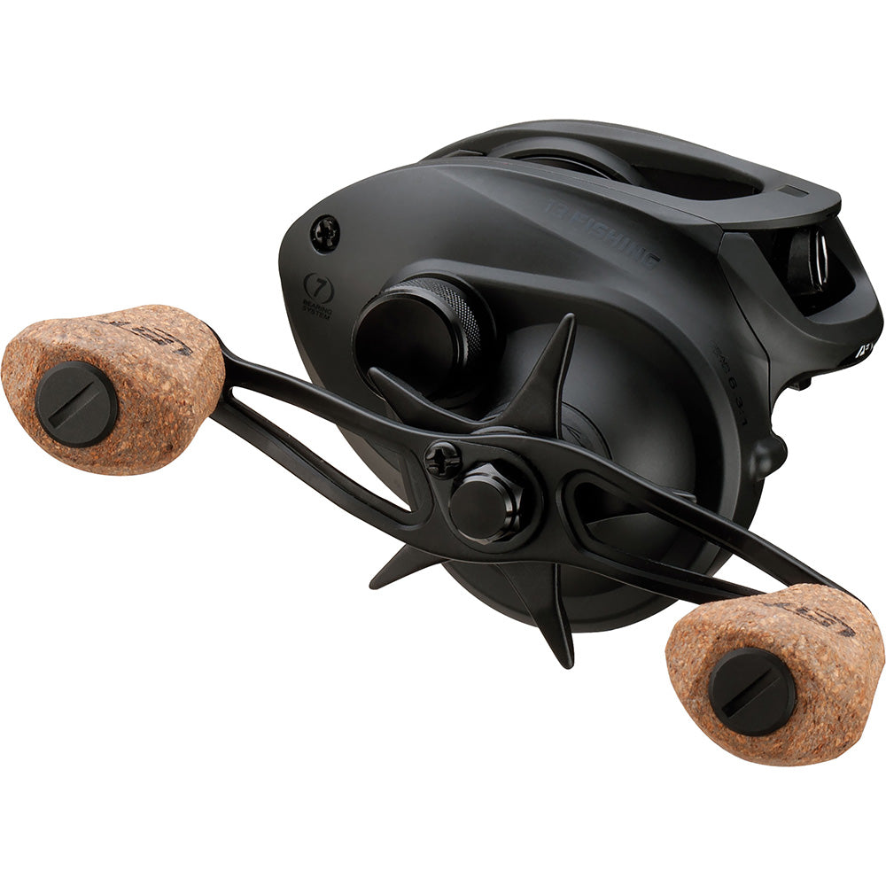 13 Fishing Concept A3 Baitcast Reel 811 RH CA381RH